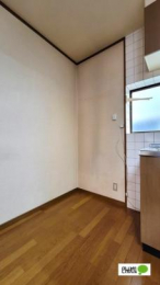 �@�����E���r���O