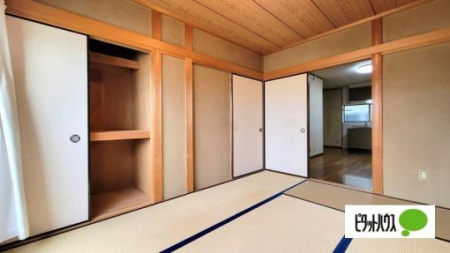 �@�����E���r���O