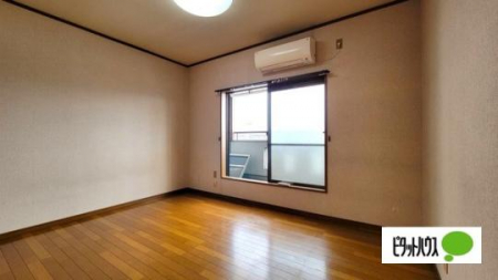 �@�����E���r���O