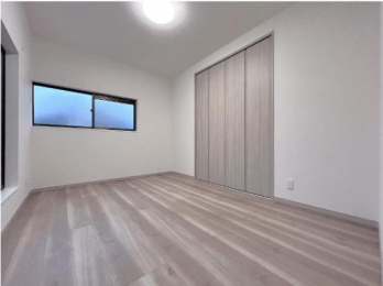 �@���̑������E�X�y�[�X