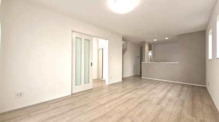 �@�����E���r���O