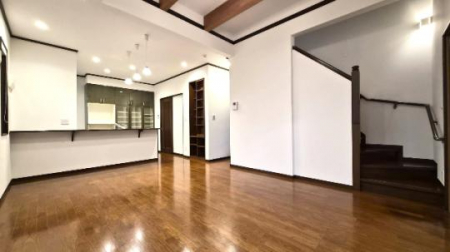 �@�����E���r���O