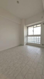 �@�����E���r���O