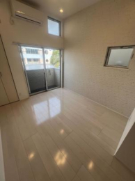 �@���̑������E�X�y�[�X