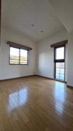 �@�����E���r���O