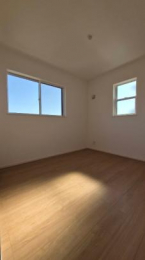 �@�����E���r���O