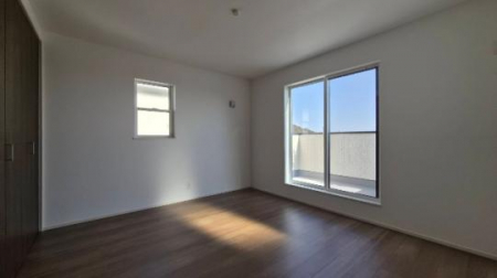 �@�����E���r���O