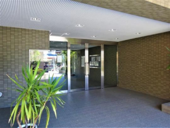 �@�G���g�����X