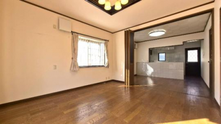 �@�����E���r���O