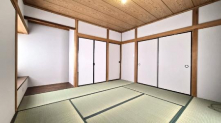 �@���̑������E�X�y�[�X