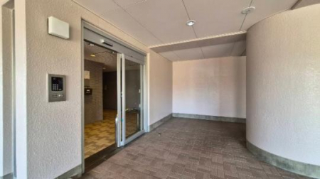 �@�G���g�����X