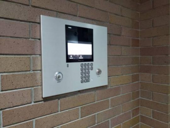 �@�G���g�����X