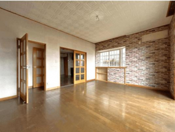 �@�����E���r���O