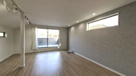 �@�����E���r���O