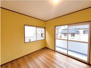 �@�����E���r���O