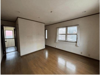 �@�����E���r���O