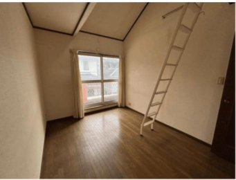 �@�����E���r���O