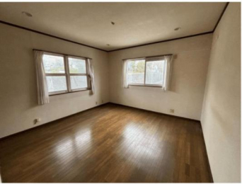 �@�����E���r���O