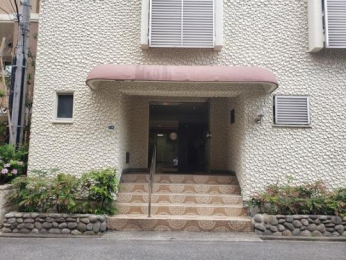 �@�G���g�����X