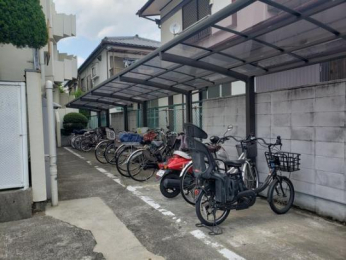 �@���̑����L����