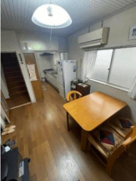 �@�����E���r���O